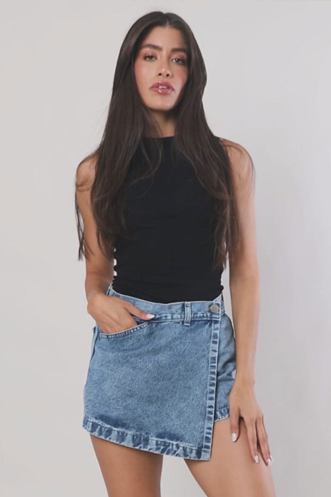 SHORT POLLERA