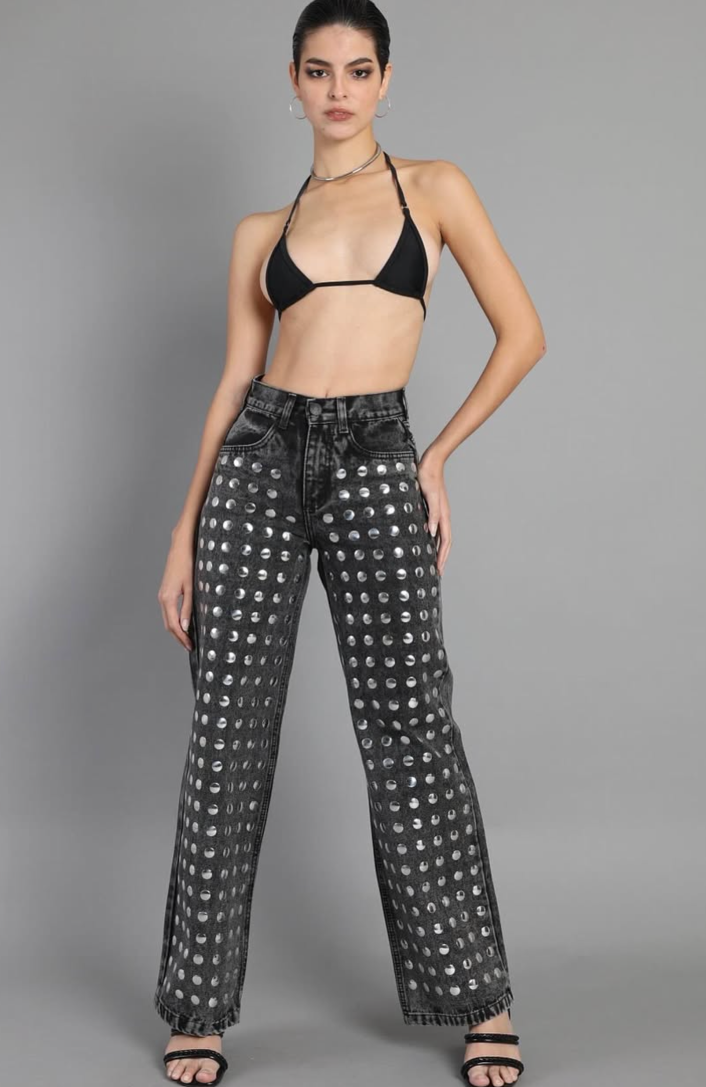 PANTALON BAGGY CON TACHA